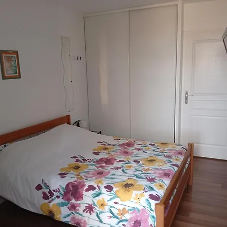 Apartment Avec Jardin *